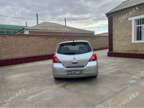 Nissan Versa 2011 - 123 000 TMT - Бахарден - img 1