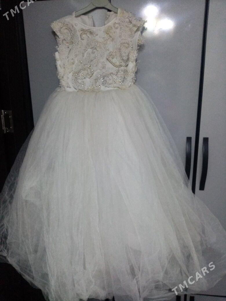 Платье "Новогоднее с фатой" - Türkmenabat - img 1