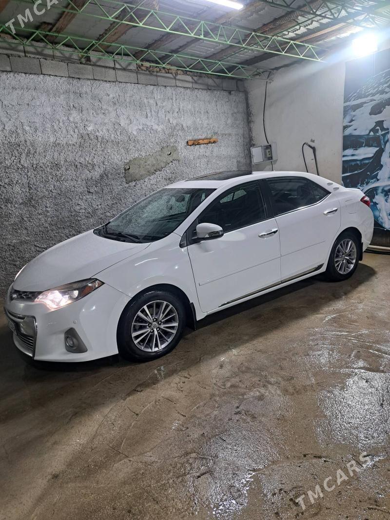 Toyota Corolla 2014 - 200 000 TMT - Гёкдепе - img 1