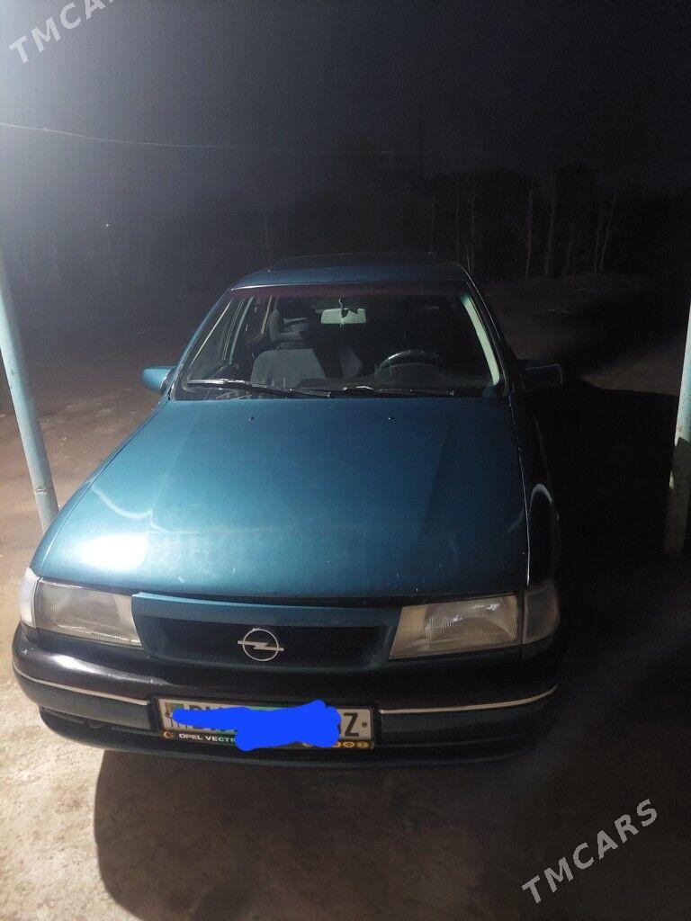 Opel Vectra 1993 - 33 000 TMT - Губадаг - img 1