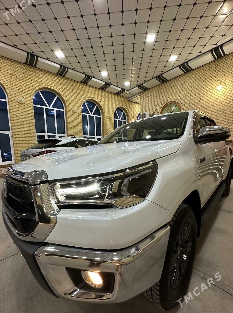 Toyota Hilux 2025 - 688 000 TMT - Türkmenabat - img 1