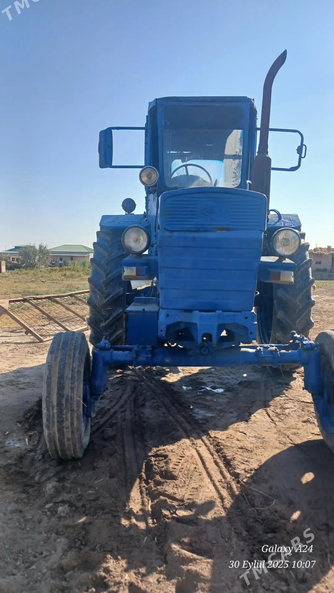 Belarus 320 2000 - 70 000 TMT - Шабатский этрап - img 1