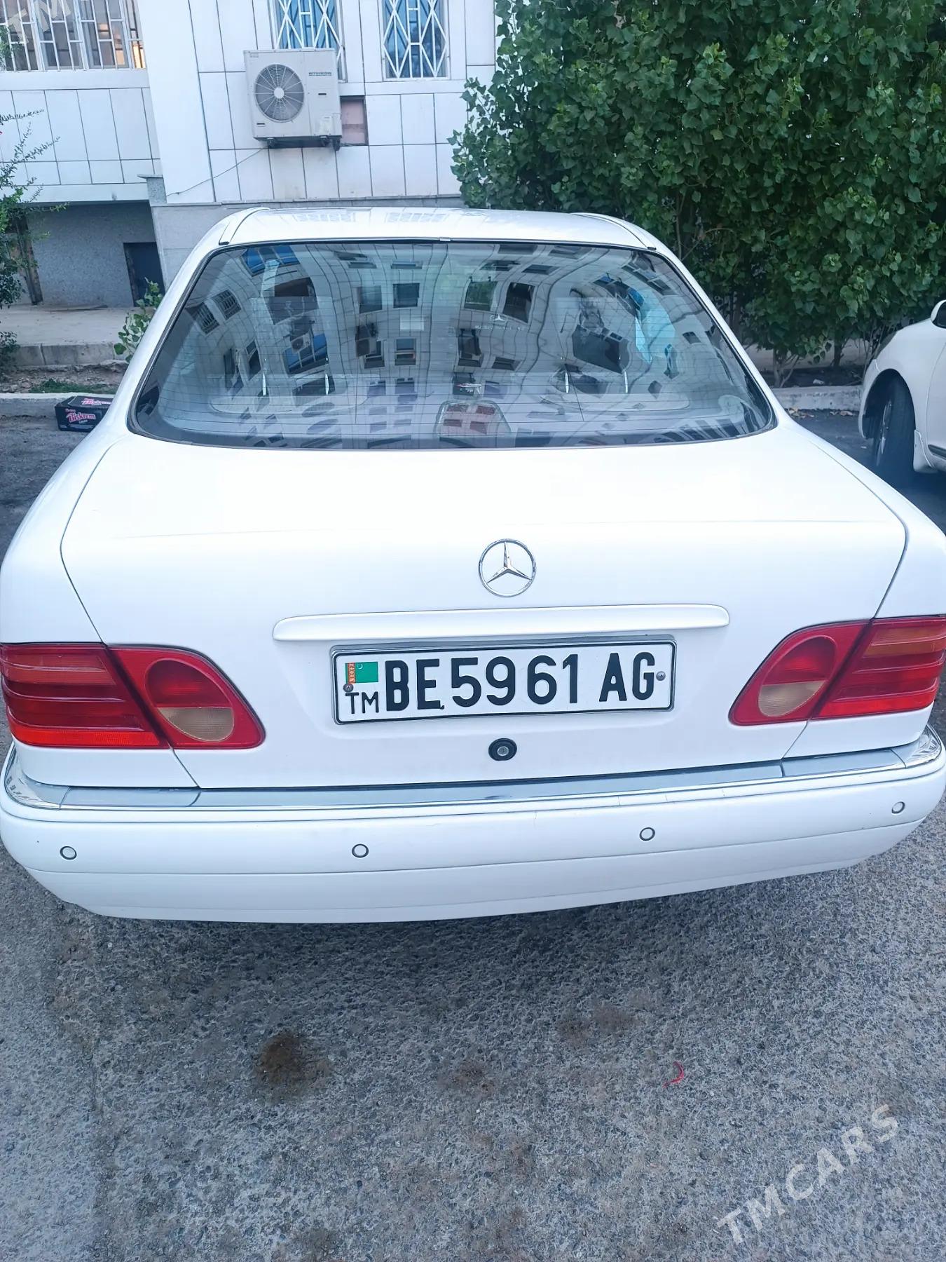 Mercedes-Benz E320 1998 - 115 000 TMT - Ашхабад - img 1