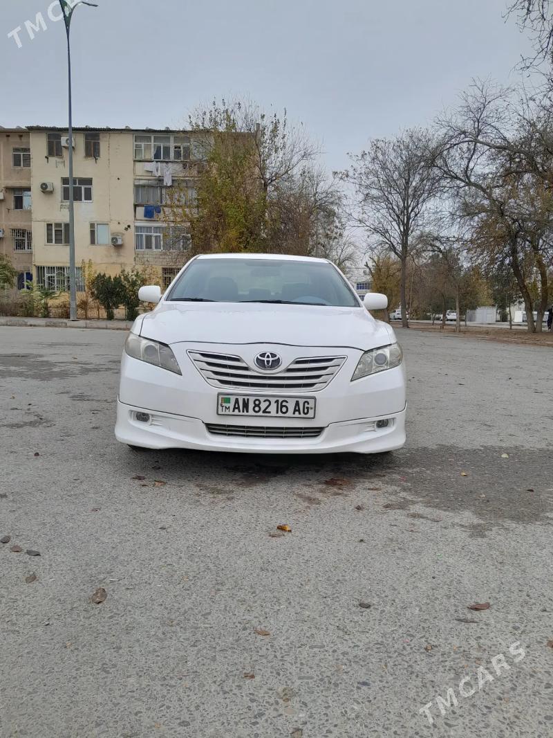 Toyota Camry 2007 - 165 000 TMT - 9 мкр - img 1