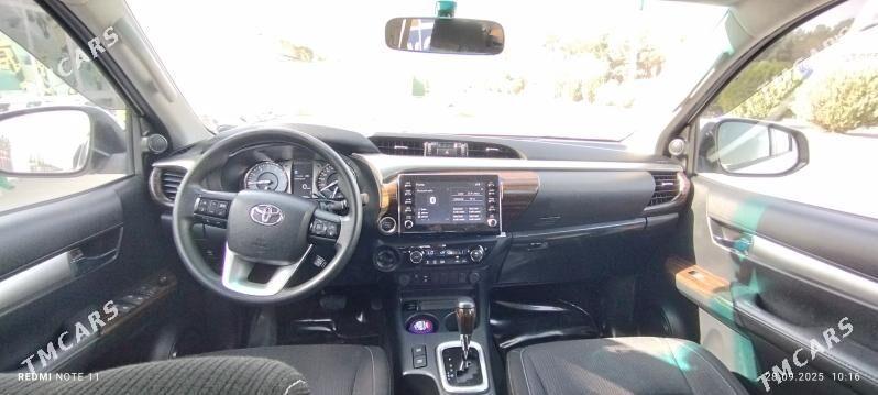 Toyota Hilux 2021 - 580 000 TMT - Бузмеин - img 1