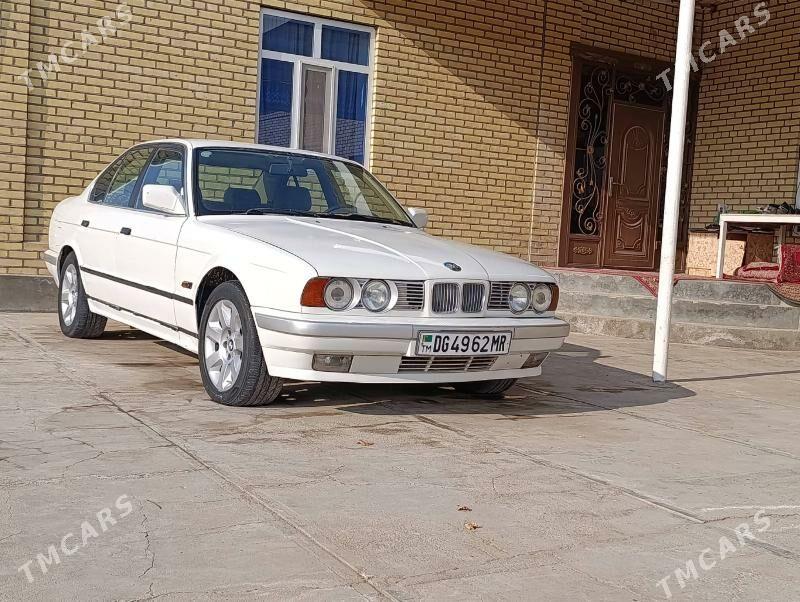 BMW 535 1990 - 24 000 TMT - Мары - img 1