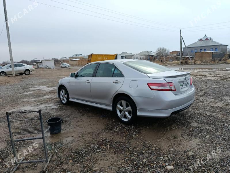 Toyota Camry 2010 - 250 000 TMT - Тагтабазар - img 1