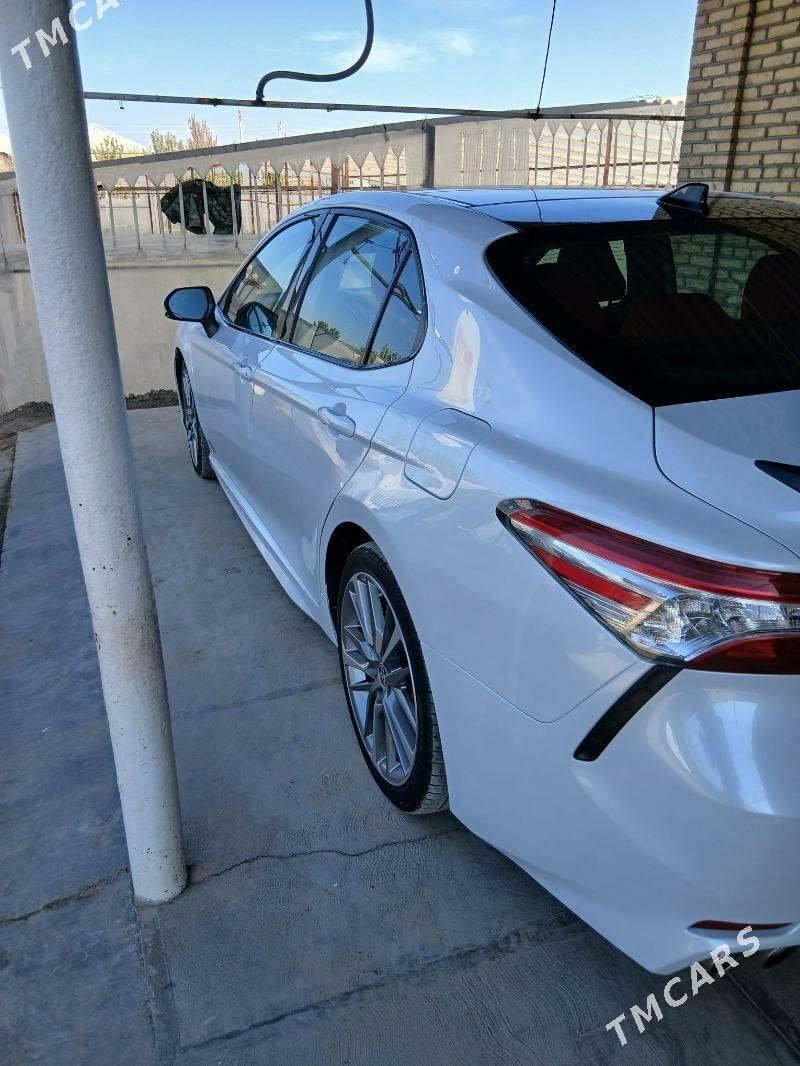 Toyota Camry 2020 - 390 000 TMT - Мары - img 1