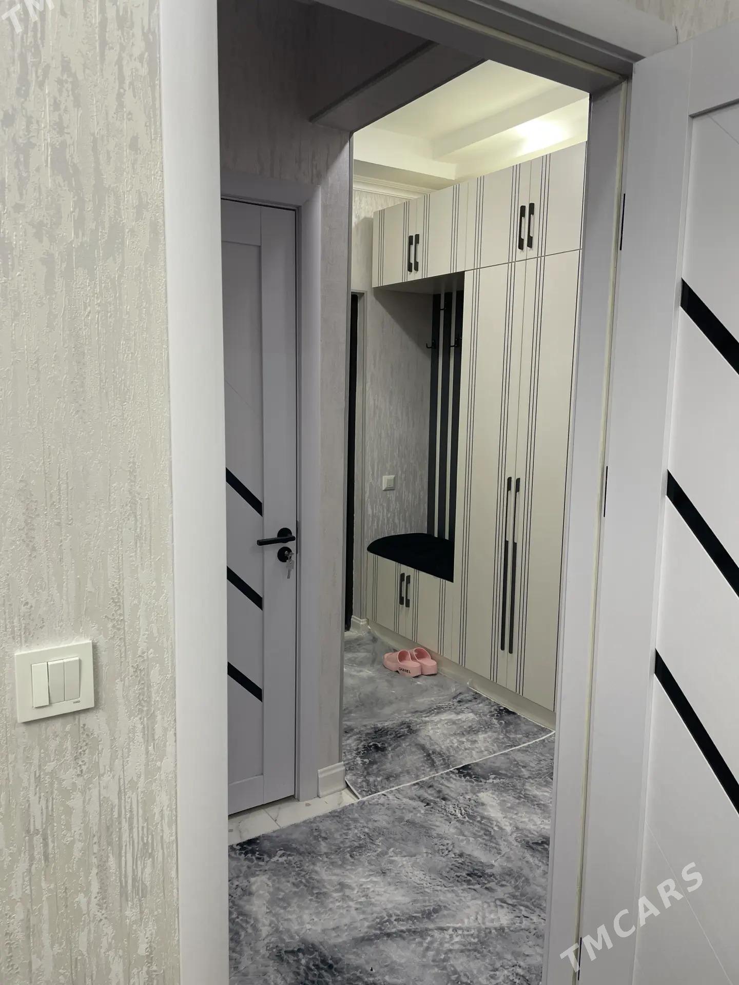 eyesi mir 2 5/3 3 kom yewra - Мир 2 - img 1