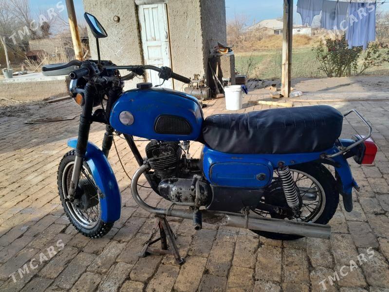 Iž Planeta 1998 - 6 000 TMT - Туркменгала - img 1