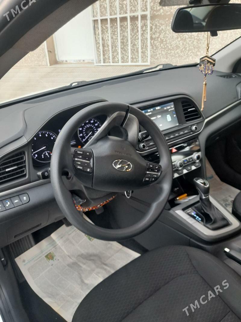Hyundai Elantra 2020 - 215 000 TMT - Херрикгала - img 1
