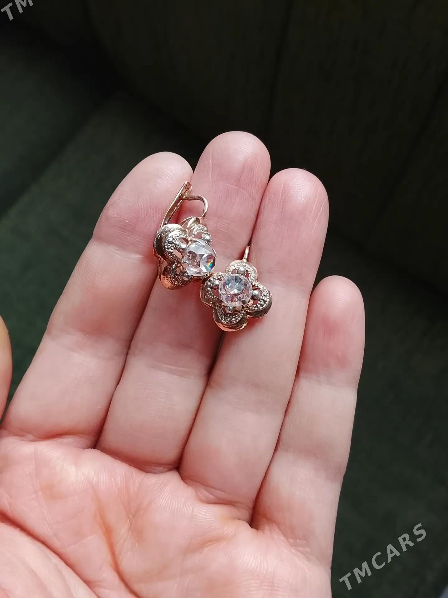 Gyzyl gulakhalka - Aşgabat - img 1