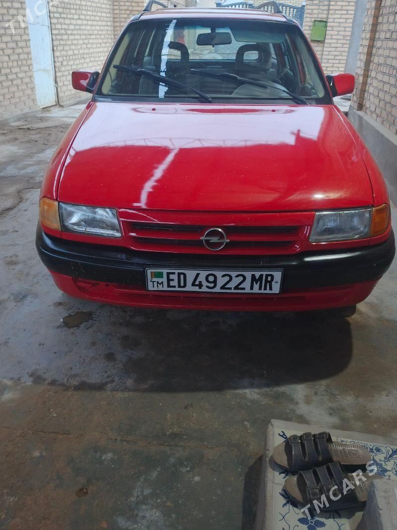 Opel Astra 1992 - 40 000 TMT - Mary - img 1