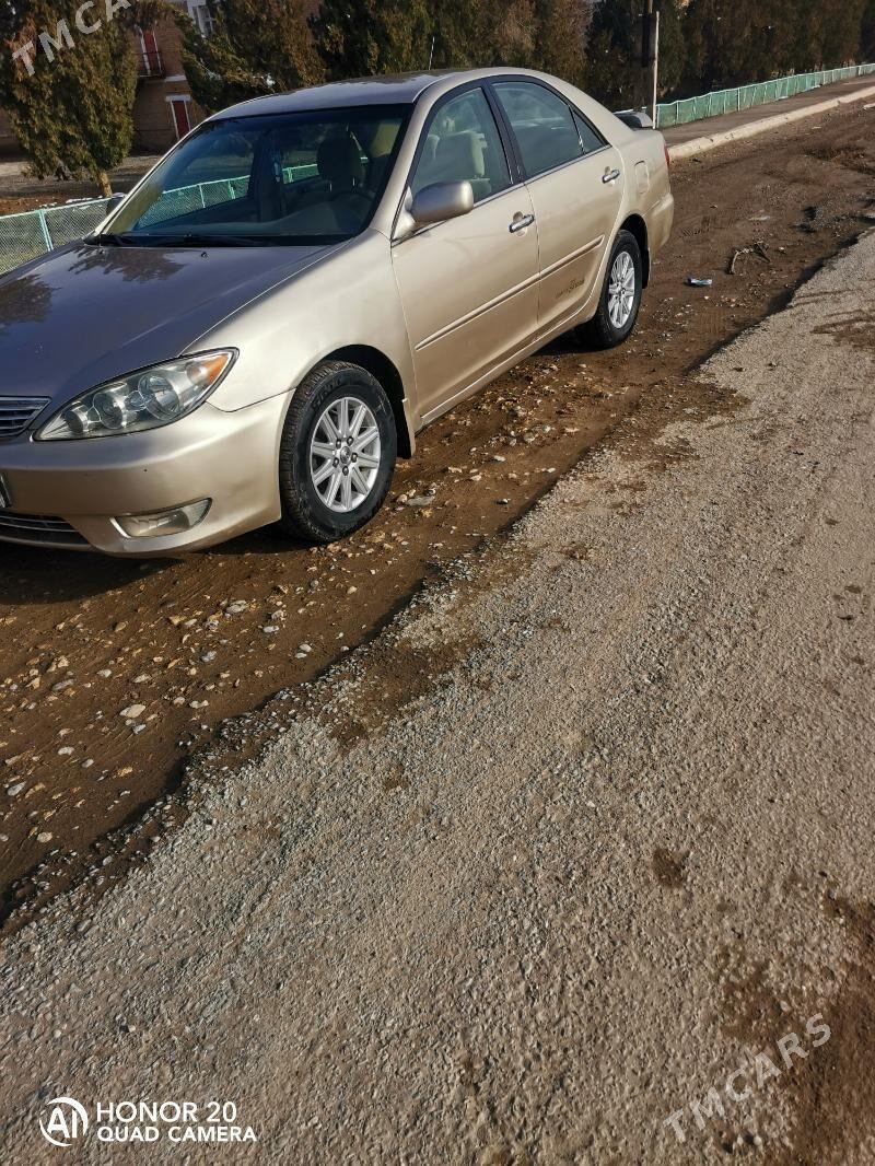 Toyota Camry 2003 - 160 000 TMT - Halaç - img 1