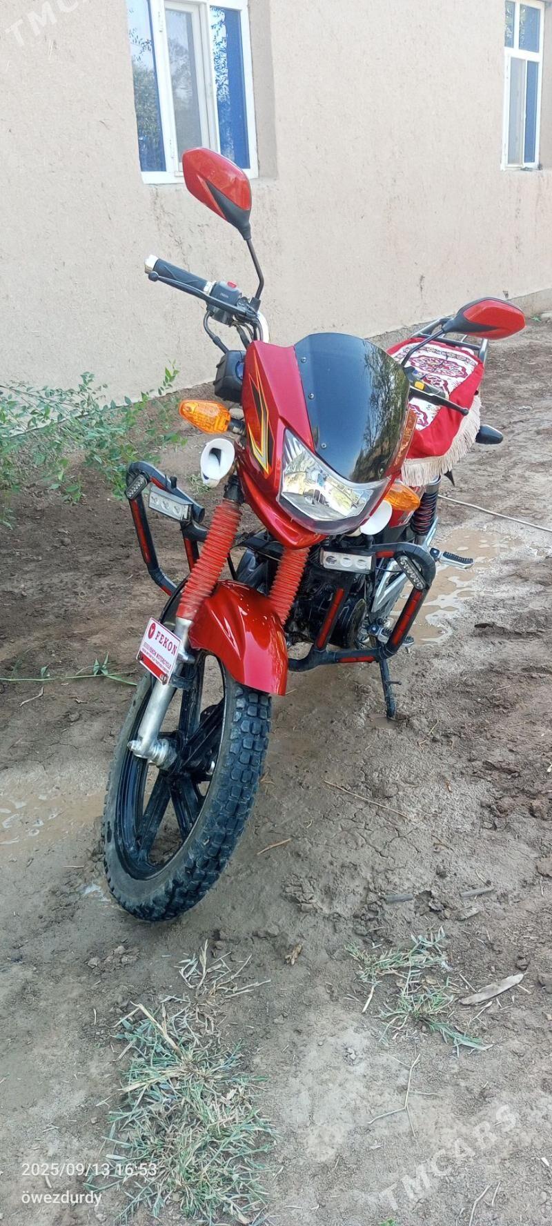 Fekon FK150-8G 2015 - 21 000 TMT - Акдепе - img 1