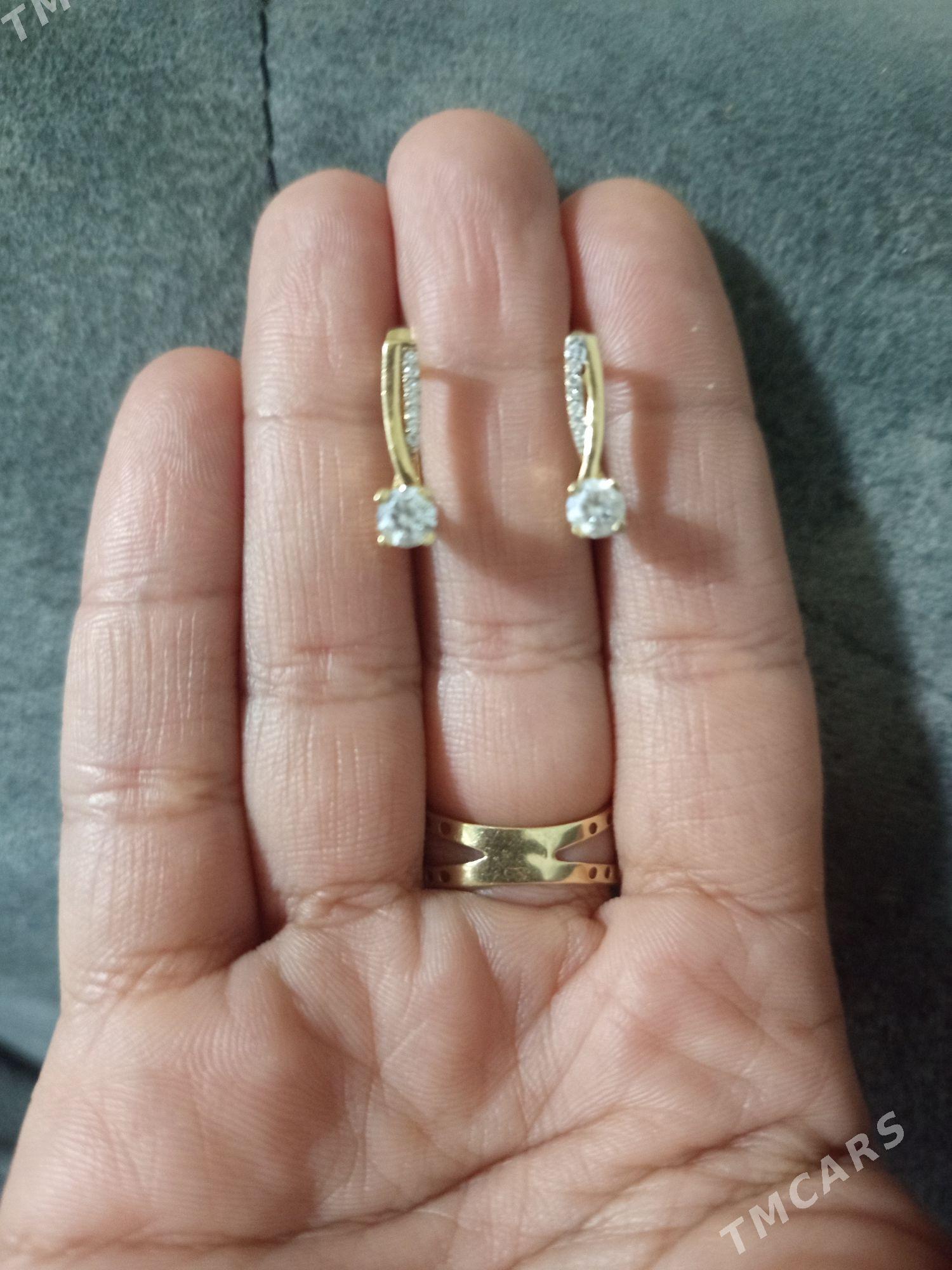 gyzyl gulakalka - Aşgabat - img 1