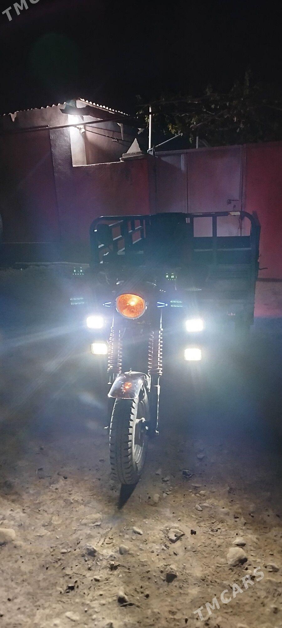 Fekon FK200-14G 2014 - 19 000 TMT - Magtymguly - img 1