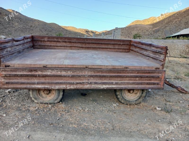 MTZ T-28 2012 - 13 000 TMT - Махтумкули - img 1