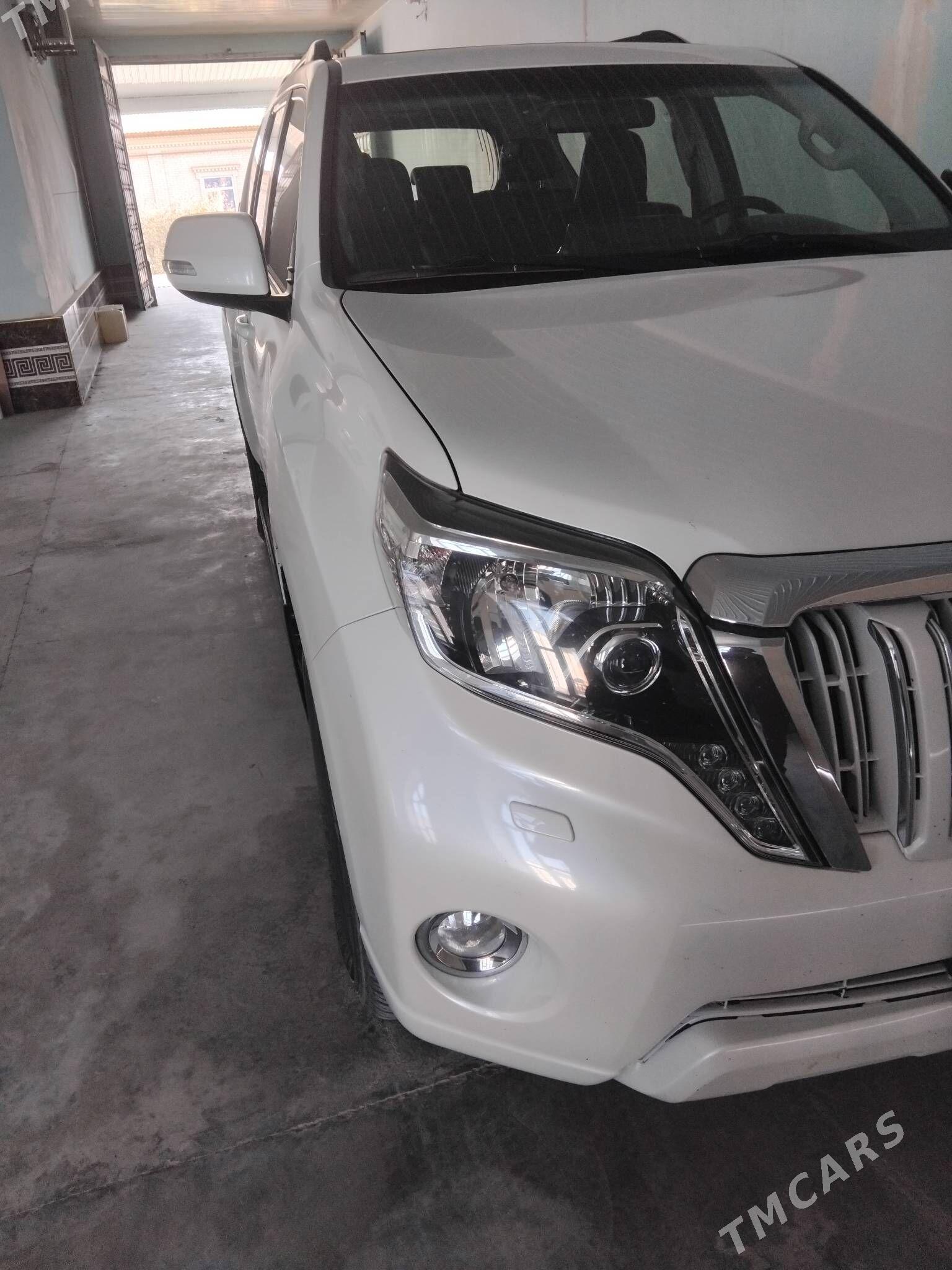 Toyota Land Cruiser Prado 2015 - 700 000 TMT - Туркменабат - img 1