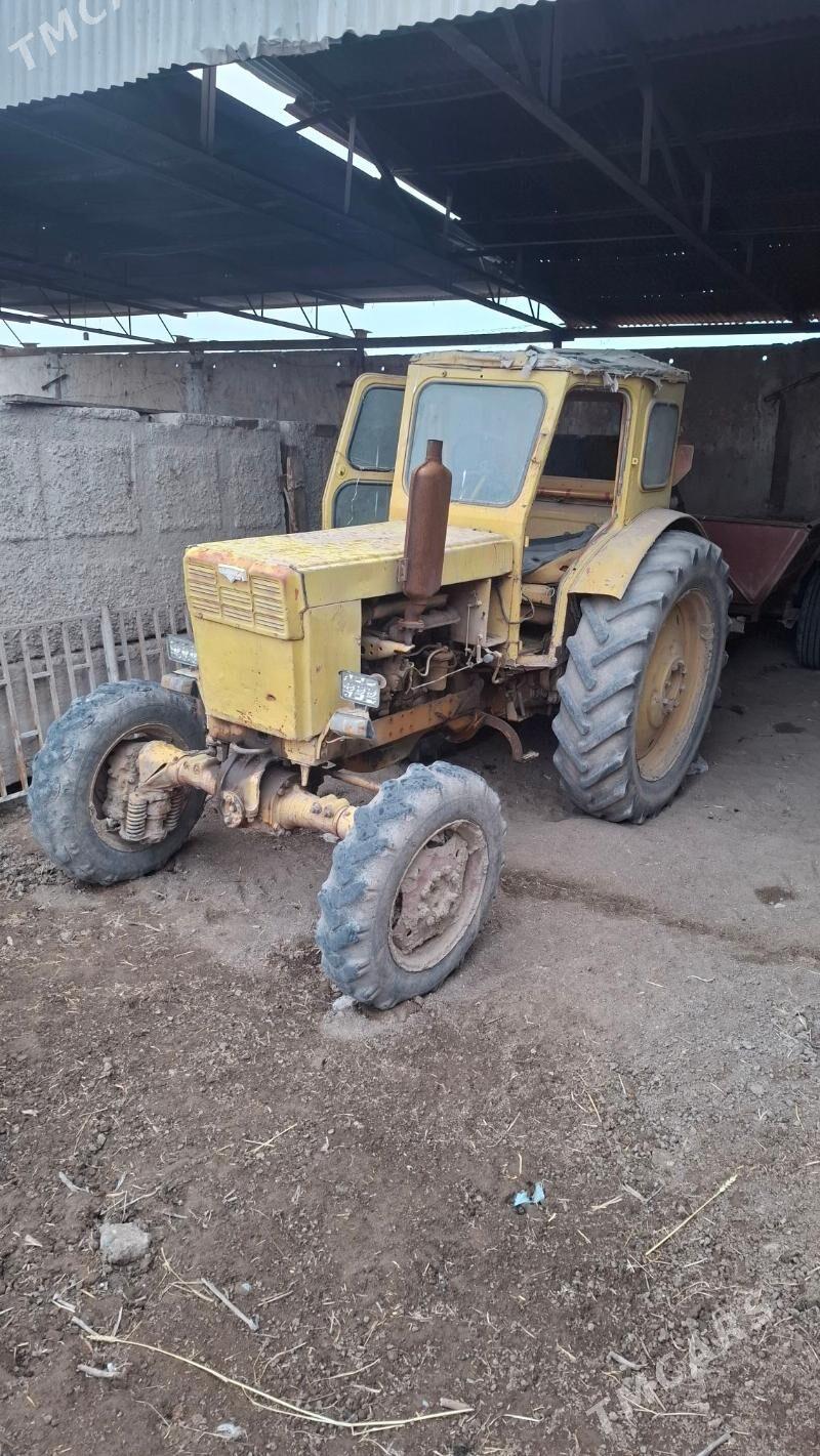 MTZ T-28 1992 - 100 000 TMT - Туркменабат - img 1