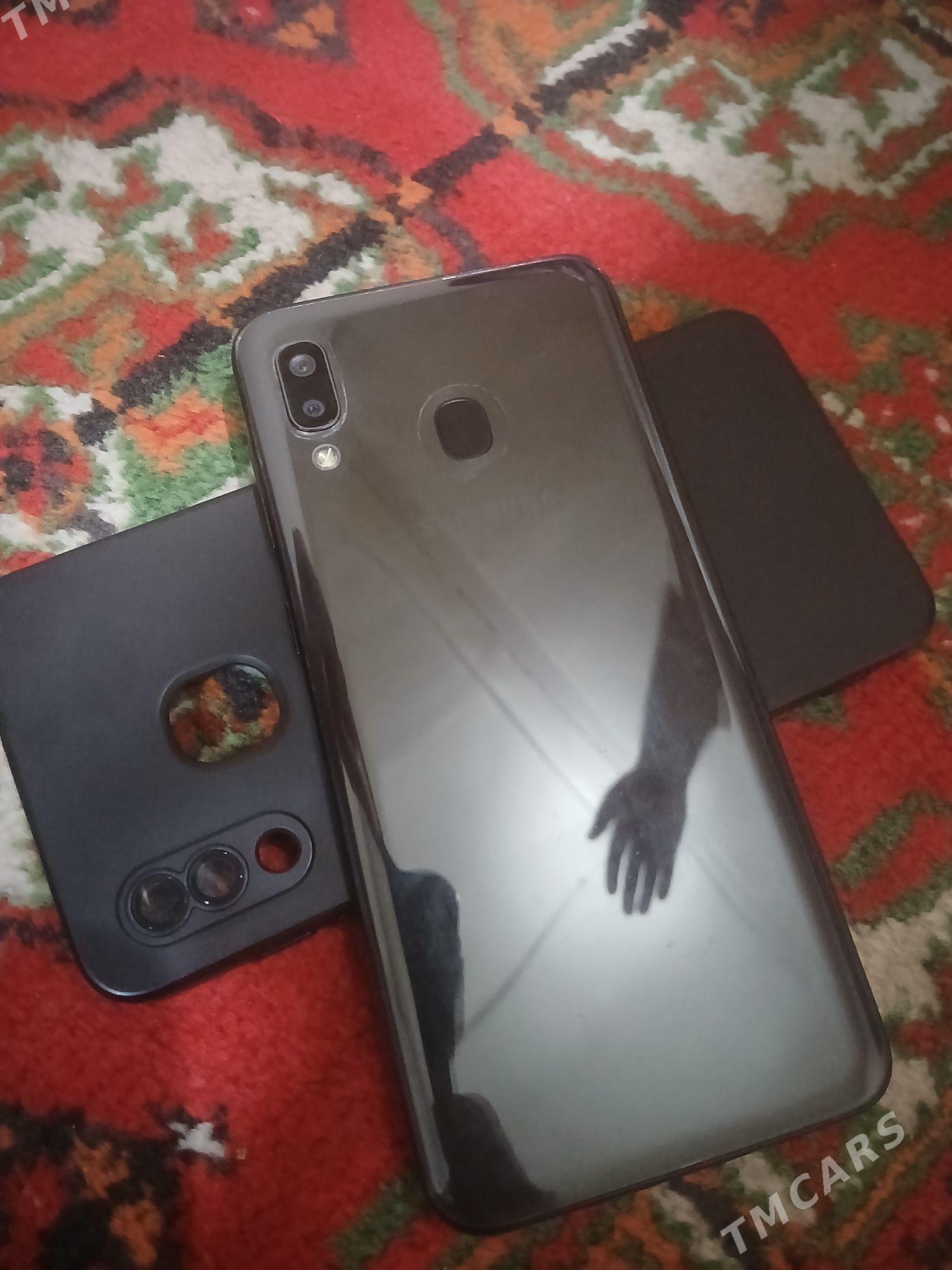 Samsung A20 - Aşgabat - img 1