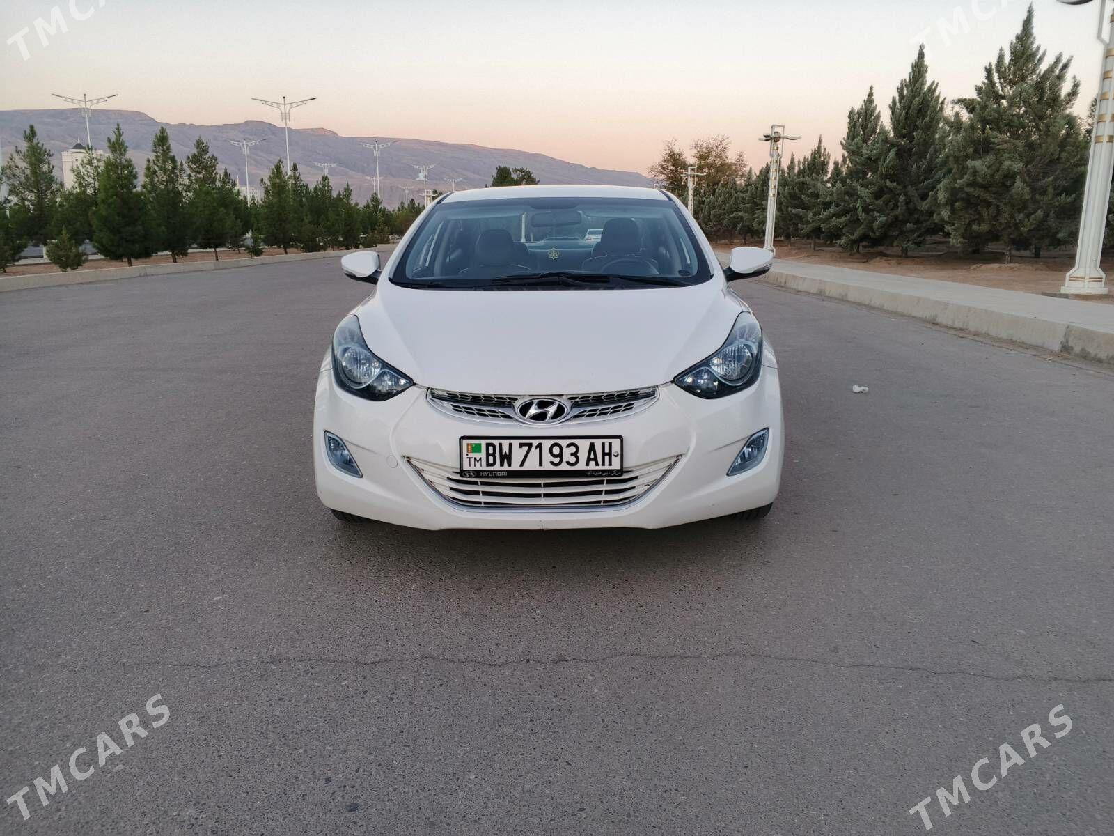Hyundai Elantra 2011 - 145 000 TMT - Änew - img 1