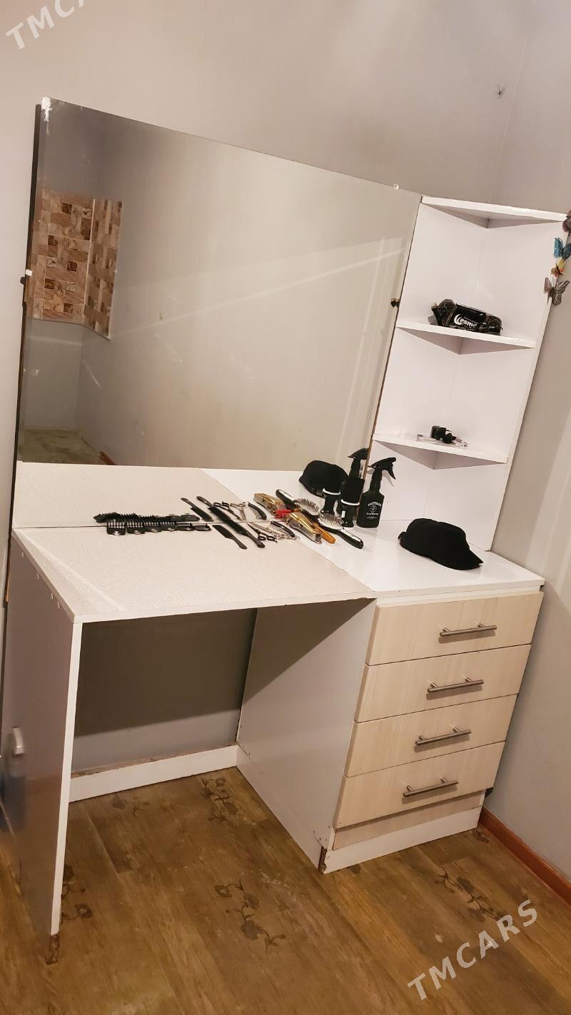 Mebil aynasy bilen diwany bile - Aşgabat - img 1