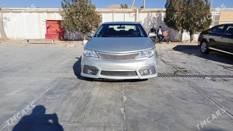 Toyota Camry 2013 - 230 000 TMT - Balkanabat - img 1