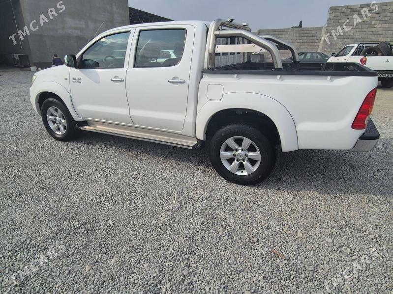 Toyota Hilux 2009 - 340 000 TMT - Magtymguly - img 1