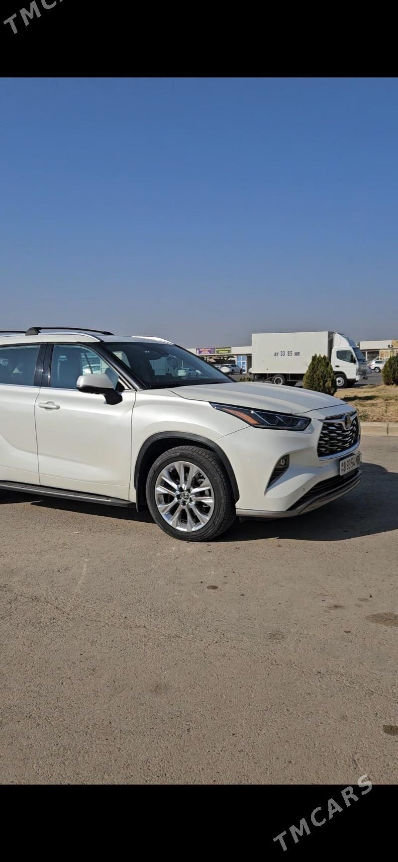 Toyota Highlander 2022 - 600 000 TMT - Мары - img 1