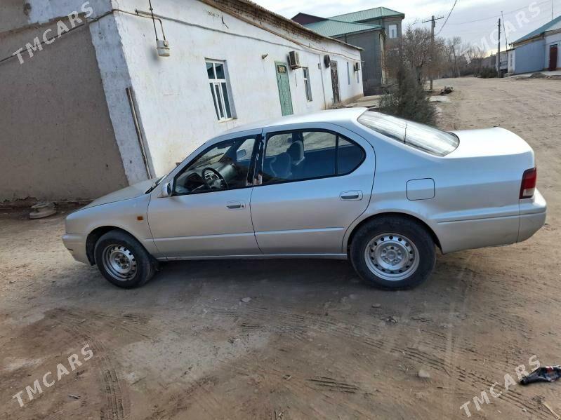 Toyota Camry 1994 - 55 000 TMT - Гурбансолтан Едже - img 1