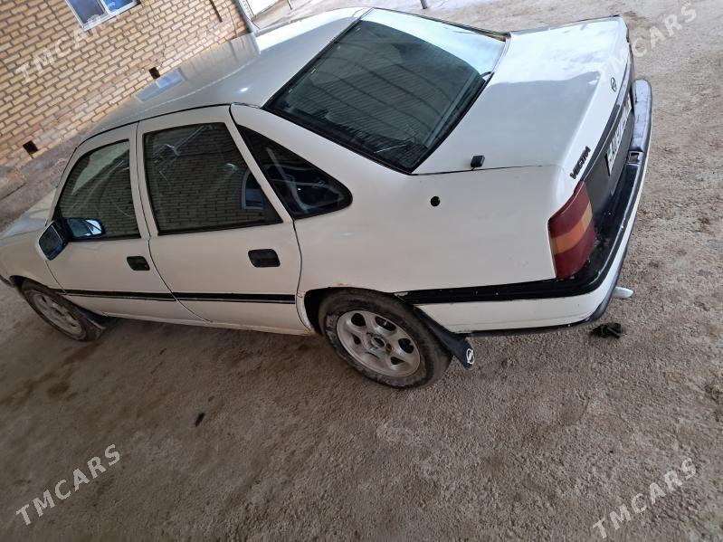 Opel Vectra 1992 - 34 000 TMT - Mary - img 1