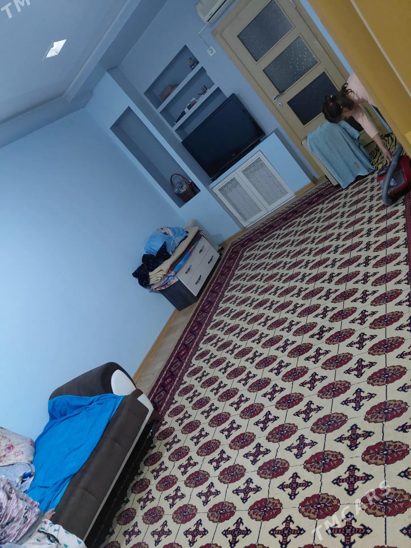 ARENDA KWARTIRA KOMNAT MIR 4 - Мир 4 - img 1