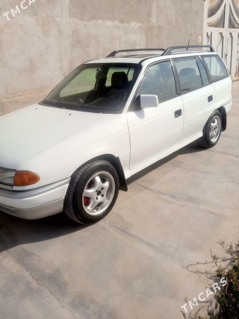 Opel Astra 1993 - 45 000 TMT - Mary - img 1