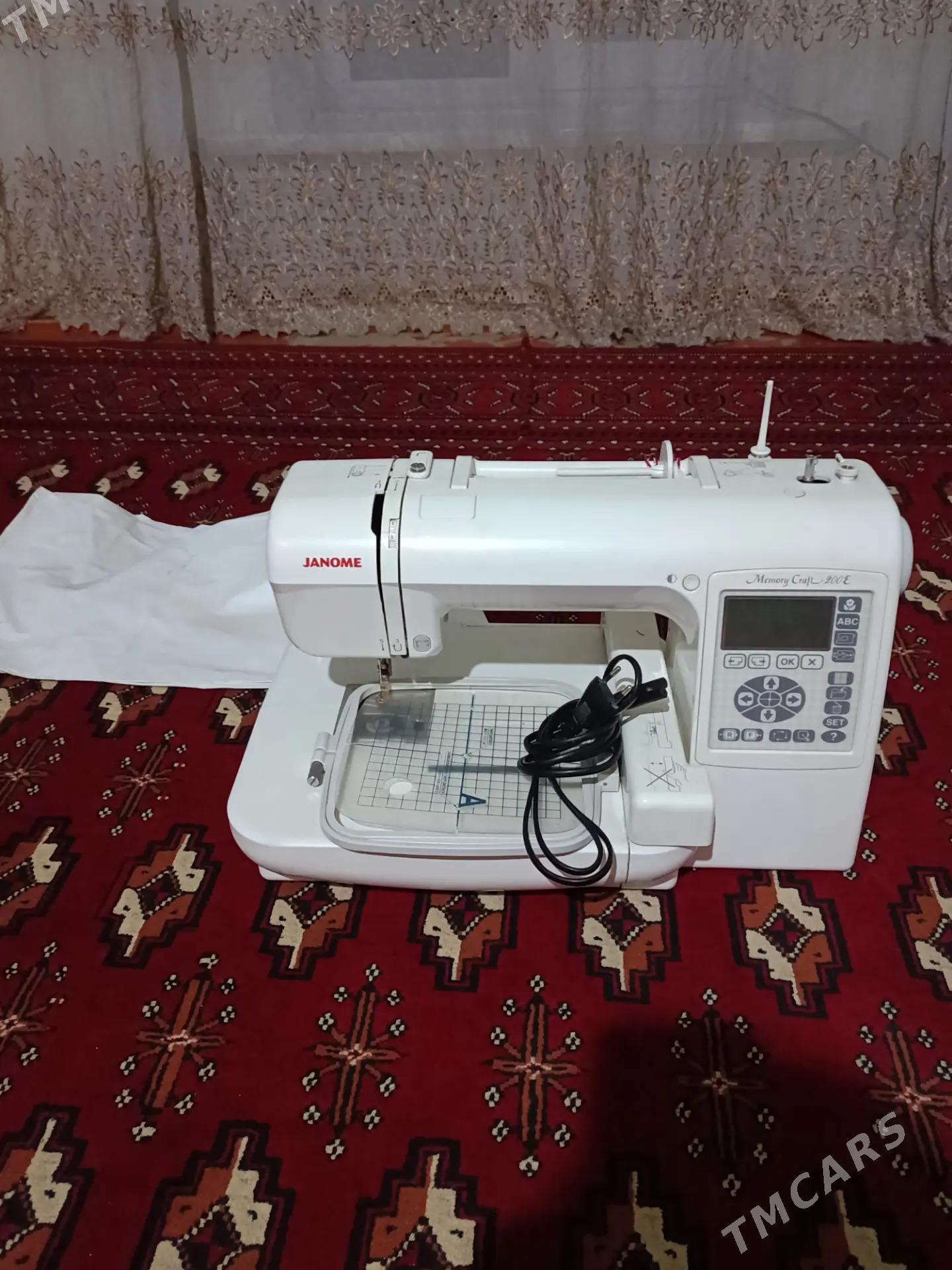 janome 200 e - Tejen - img 1