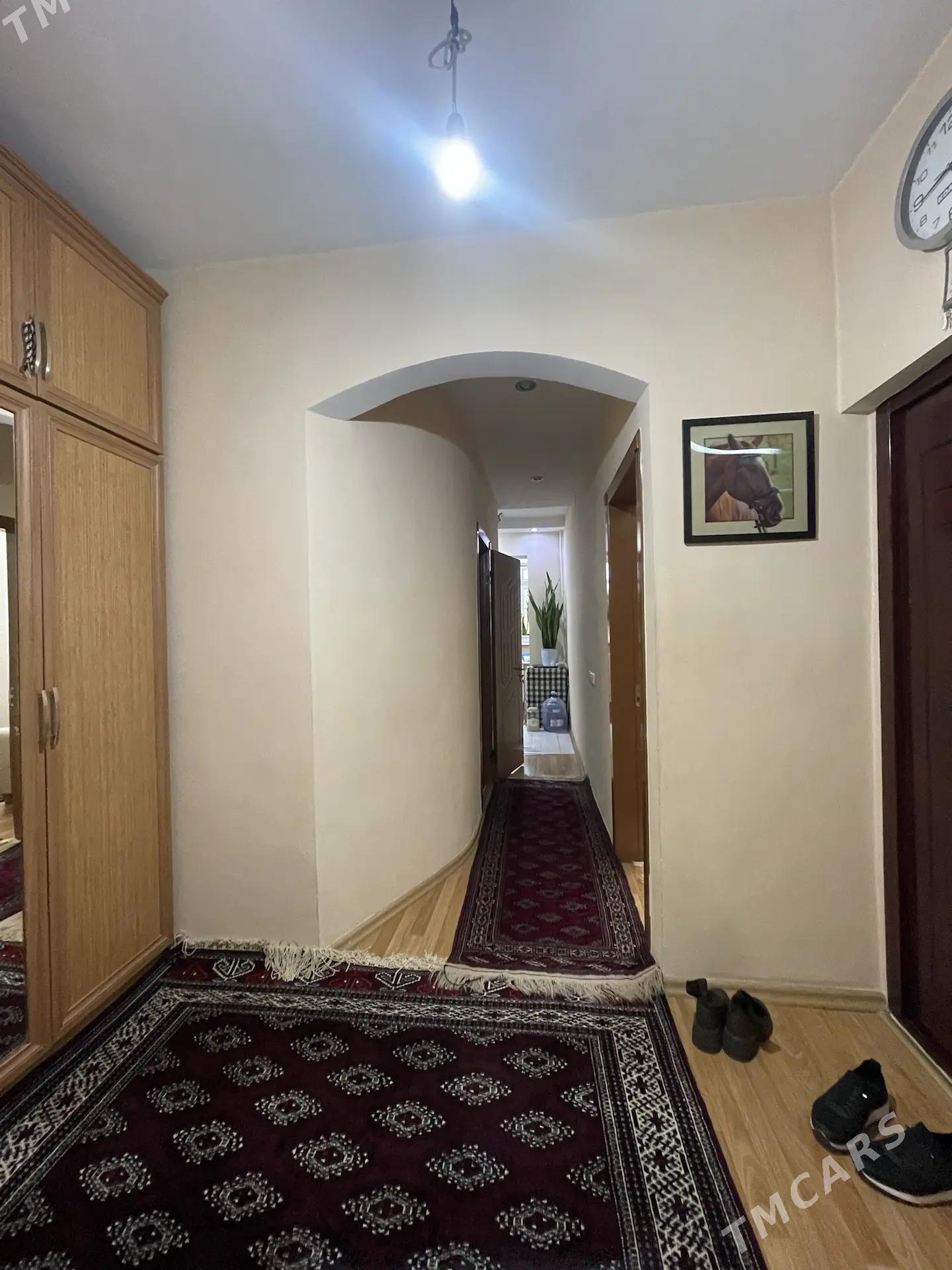 2 ком 4/3 этаж Ким Район - Kim raýon - img 1