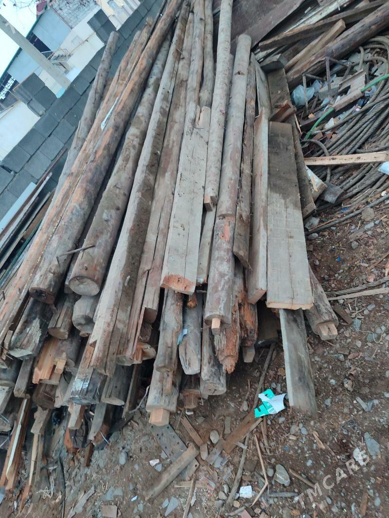 Agaj - Garadamak - img 1