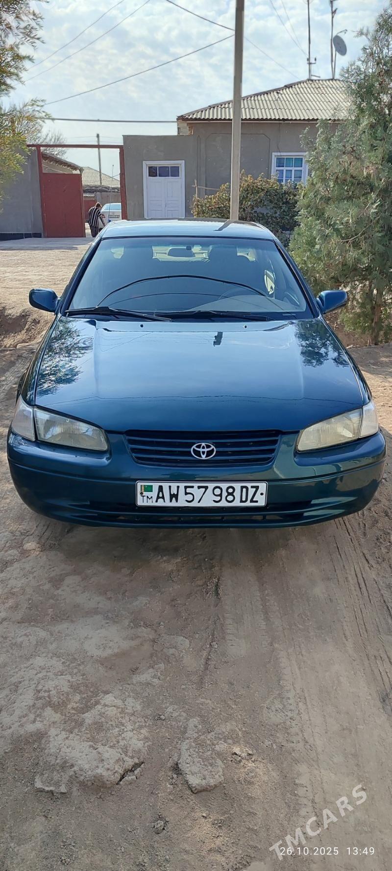 Toyota Camry 1998 - 130 000 TMT - етр. Туркменбаши - img 1