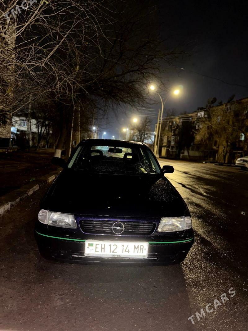 Opel Astra 1995 - 60 000 TMT - Мары - img 1