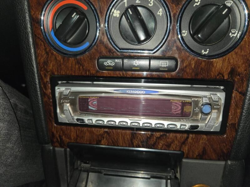 exo kenwood 2 650 TMT - Бузмеин - img 1