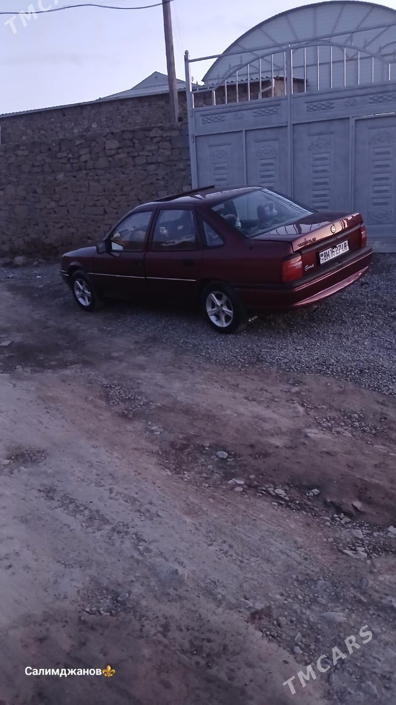 Opel Vectra 1992 - 25 000 TMT - Magdanly - img 1