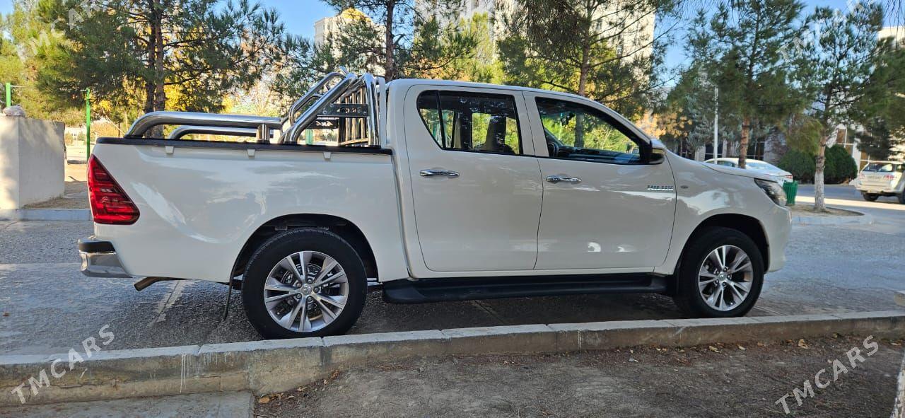 Toyota Hilux 2015 - 350 000 TMT - Aşgabat - img 1