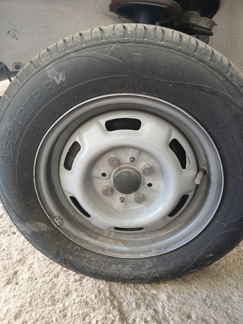 lada teker 2 800 TMT - Balkanabat - img 1