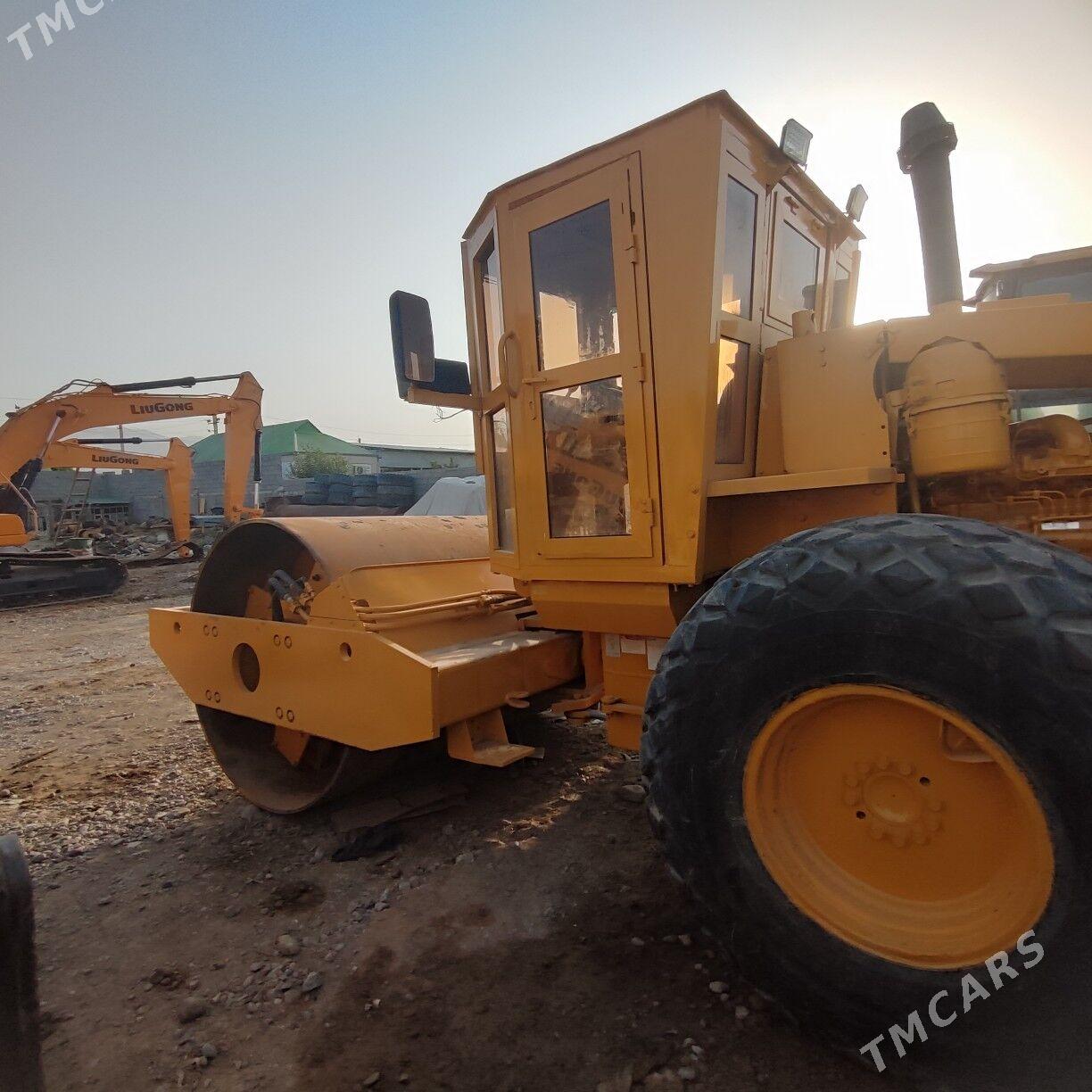 Suzuki Kizashi 2009 - 500 000 TMT - Бузмеин - img 1