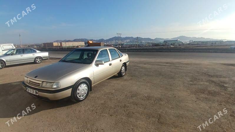 Opel Vectra 1990 - 34 000 TMT - Туркменбаши - img 1