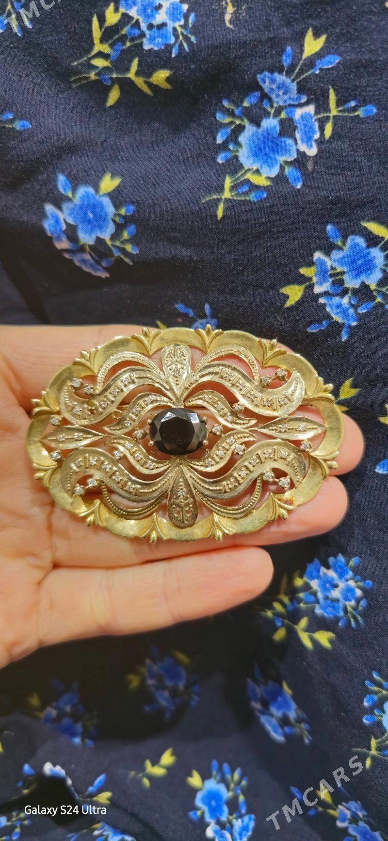 gyzyl broshka arassaja onum - Чоганлы - img 1