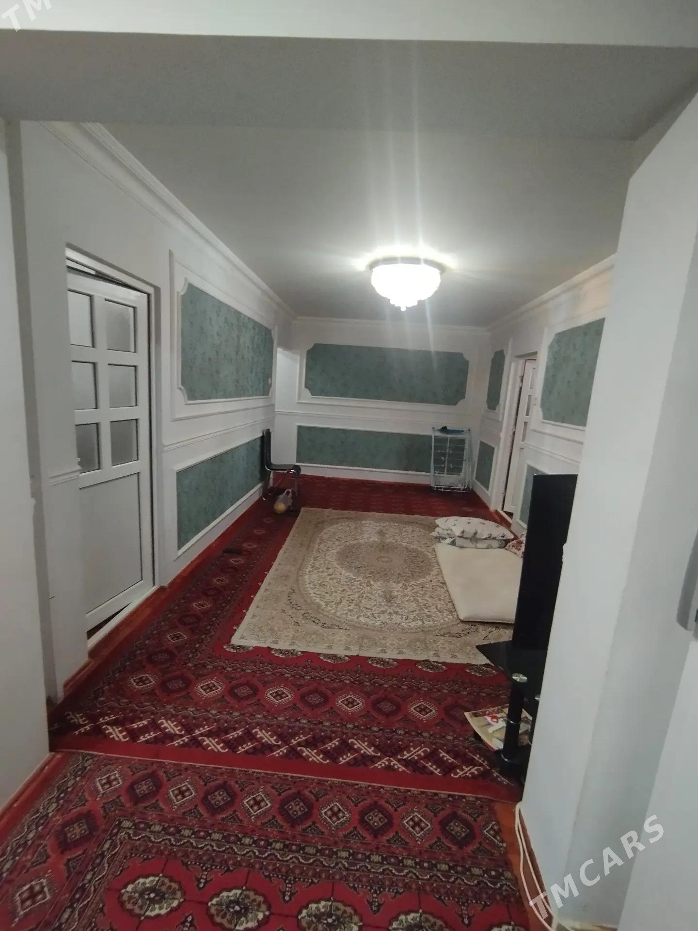 11 mkr 2 et 2 kom 3 edilen - 11 мкр - img 1