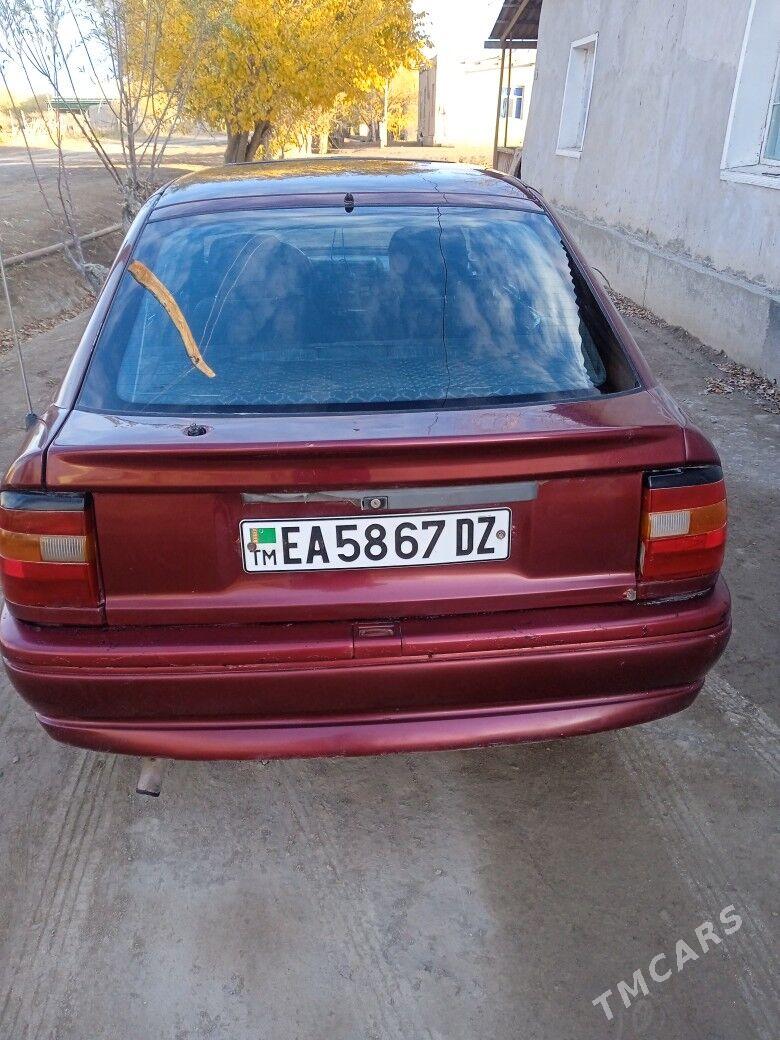 Opel Vectra 1993 - 23 000 TMT - етр. Туркменбаши - img 1