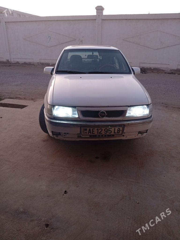 Opel Vectra 1991 - 32 000 TMT - Dänew - img 1