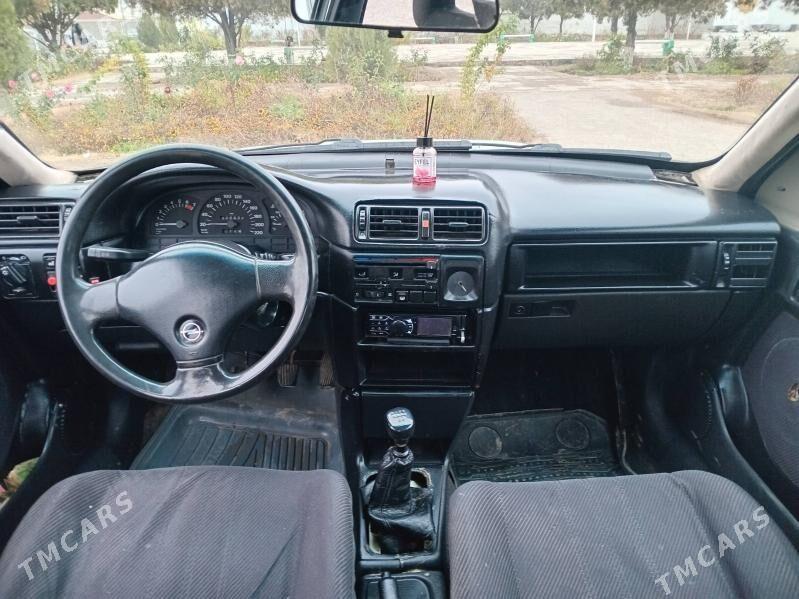 Opel Vectra 1992 - 32 000 TMT - Байрамали - img 1